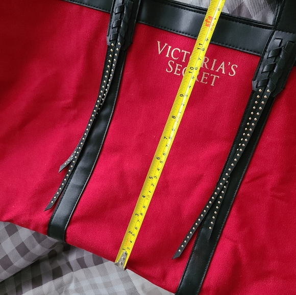 EUC LE Victoria Secret Large Tote Red with Studded Tassels - Picture 4 of 8